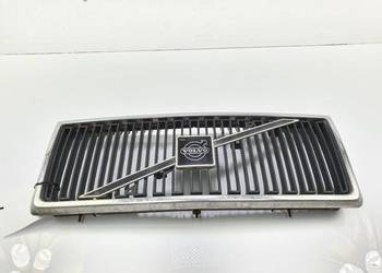GRILL ATRAPA VOLVO 240 1312657