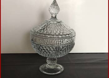 Sprzedam okrągłą SZKLANĄ PATERĘ na cukierki