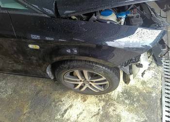 Błotnik prawy przedni Seat Leon 2, kod lakieru Lc9z