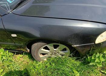 Błotnik Prawy LZ9U Audi A4 B5 FL (a-30)
