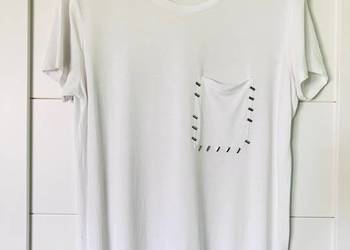 Biały tshirt bluzka Zara bawełna kieszonka ćwieki basic