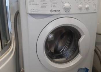 Pralka Indesit biała