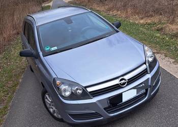 Sprzedam ładnego Opla Astre H 1.7 diesel 2005r kombi