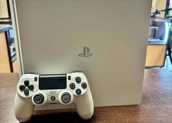 Konsola Sony PlayStation 4 500 GB Biała