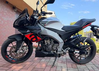 Motocyk Aprilia Tuono 125cm ABS - kat B -2020r-przebieg 4100km spalanie 2,6