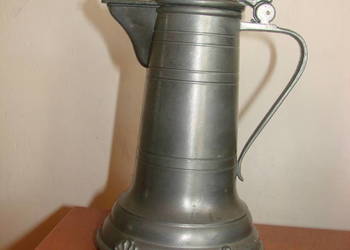 cynowy dzbanek z pokrywką cynowy dzbanek z pokrywką