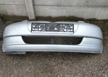 Zderzak przód Toyota Yaris I
