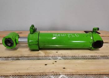 Cylinder hydrauliczny kompensacji Merlo P 25.6 TOP