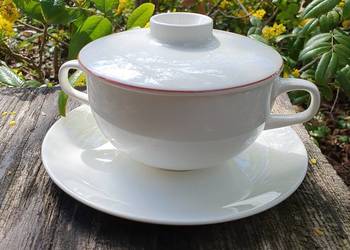 Royal Copenhagen- bulionówka z pokrywką