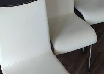 Komplet sześciu krzeseł z ekoskóry