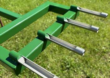 AERATOR RURKOWY RĘCZNY KOLCE WIDŁY NAPOWIETRZANIA TRAWNIKA AREATOR