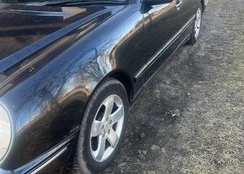 Sprzedam Mecedes Benz kombi