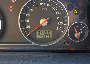 Sprzedam Ford Mondeo niski przebieg
