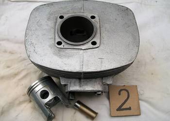 SHL M11W, W2A. WIATR. CYLINDER NR 2, TŁOK ZMD BEZ PRZEBIEGU. ORYGINAŁ PRL