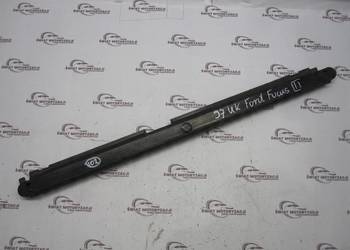 FORD FOCUS MK3 III 12r mocowanie chłodnicy BV61-8226-BB