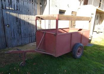 Jak nowa przyczepka metalowa do przewozu zwierząt itp.