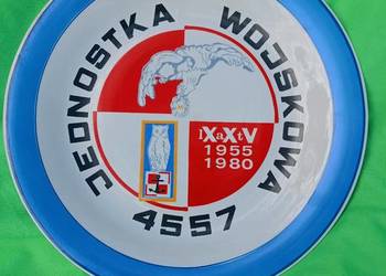 Pamiątkowy talerz porcelanowy Jednostki Wojskowej 4557.