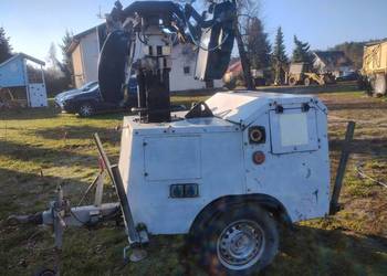 Maszt oświetleniowy z agregatem prądotwórczym Kubota