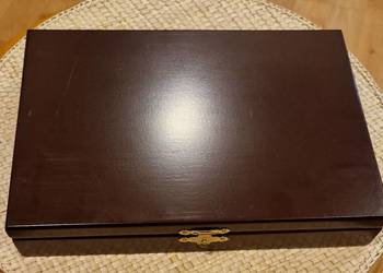 Zestaw 5 elementów do podawania  wina  korek termometr korkociąg niekaper