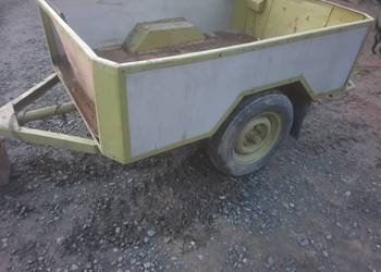 Przyczepka samochodowa ciągnikowa