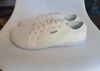 nowe buty rozmiar 48, długość wkładki 31 cm brak metki
