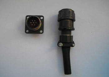 Wtyczka 2RM18KPN7G1W1 + uchwyt 2RM18B7Sz1W1 Nowe 7pinów
