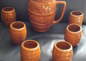 Beczka i 6 małych beczułek