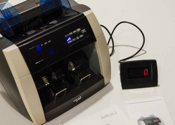 Liczarka banknotów BellCount C410 z wyświetlaczem zew.