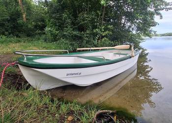 Łódka turystyczna, na ryby , wiosłowa, wędkarska