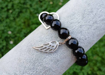 Bransoletka damska z Onyksu czarnego fasetowanego +skrzydełko i serce srebr Bransoletka damska z Onyksu czarnego fasetowanego +skrzydełko i serce srebr