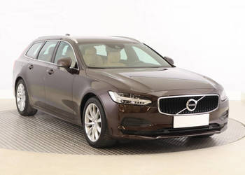 Volvo V90 T4