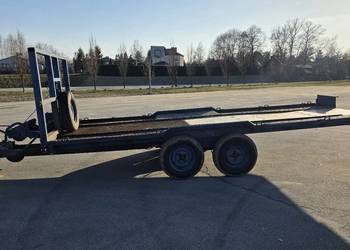 Przyczepa samochodowa laweta platforma