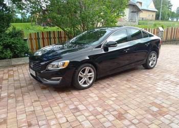 volvo s60 T5    2.0 benzyna 245 KM    2015 Platinum