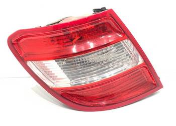LAMPA LEWY TYŁ MERCEDES S204 2048203564 Kombi 07-14 ŚWIATŁO TYLNA, LEW