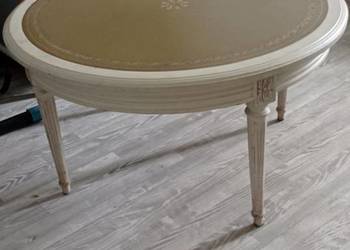 Komoda drewniana z blatem z marmuru