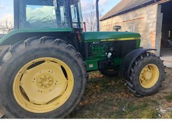John Deere 3050