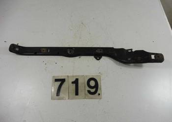 Piaggio MP3 500 stelaż lewy podnóżka 14-20r. A719