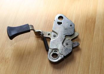 Oryginalny zamek klapy / bagażnika Fiat 126p Maluch / Fiat nr 4365746
