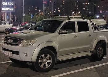 Toyota Hilux 3litry automat 260kM