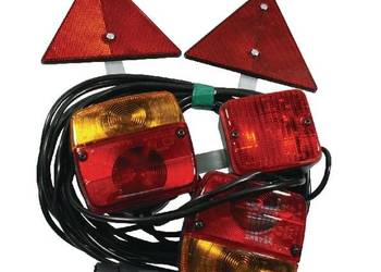 Zestaw lamp, tylnych na magnes z trójkątem odblaskowym i światłem przeciwm…