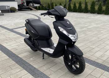 Skuter Peugeot Kisbee Black Edition 2019r 50 bdb stan raty transport FILM