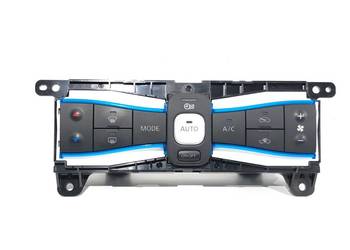 PANEL STEROWANIA NAWIEWU NISSAN LEAF ZE0 275003ND0C Hatchback KONSOLA