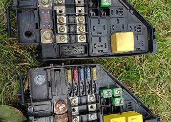 Rover 25 skrzynki bezpieczników 2 sztuki