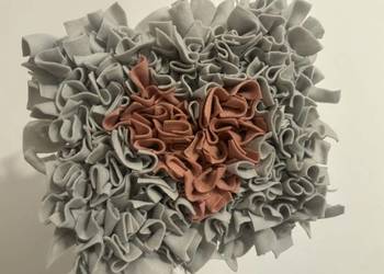 Mata węchowa dla psa prezent który merda ogonem pies kot królik