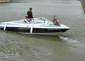 Łódź motorową Wellcraft Eclipse 4.3 mercruiser