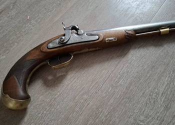 Pistolet czarnoprochowy xix wiek