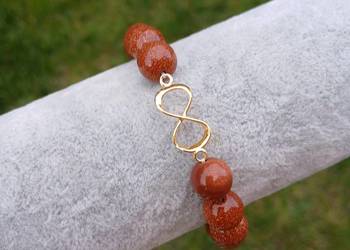 Bransoletka damska Piasek pustyni z symbolem nieskończoności, elegancka