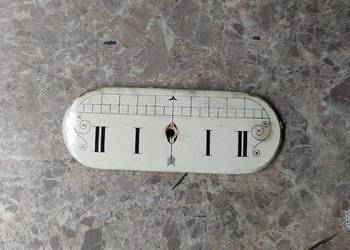 44 Wychylnik wahadła starego zegara