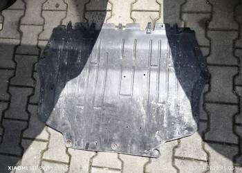 Oryginalna osłona silnika VW  1KO 825 237 AG golf 6