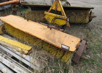 ZAMIATARKA CZOŁOWA NA WAŁEK